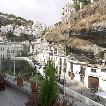Casa Rural Las Cuevas De Setenil Setenil De Las Bodegas Eksteriør billede