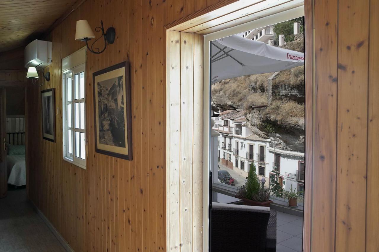 Casa Rural Las Cuevas De Setenil Setenil De Las Bodegas Eksteriør billede