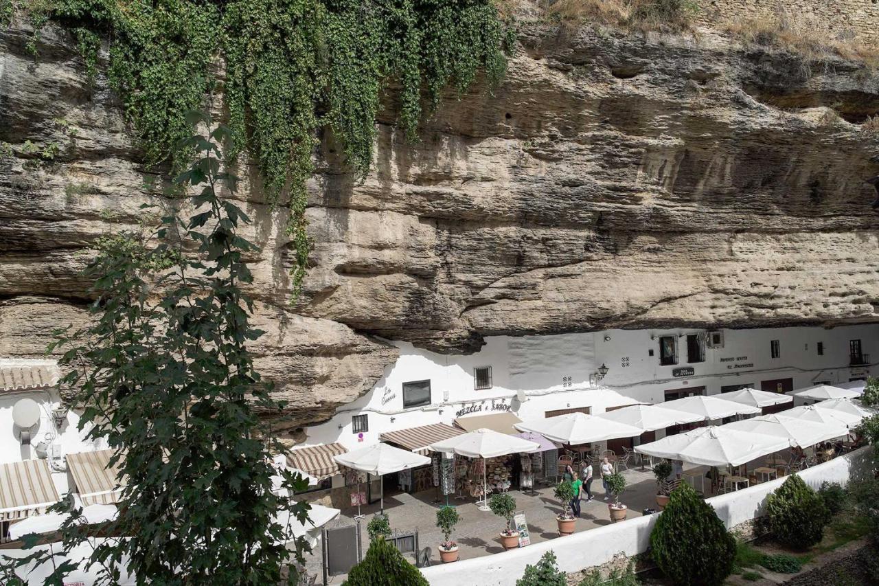 Casa Rural Las Cuevas De Setenil Setenil De Las Bodegas Eksteriør billede